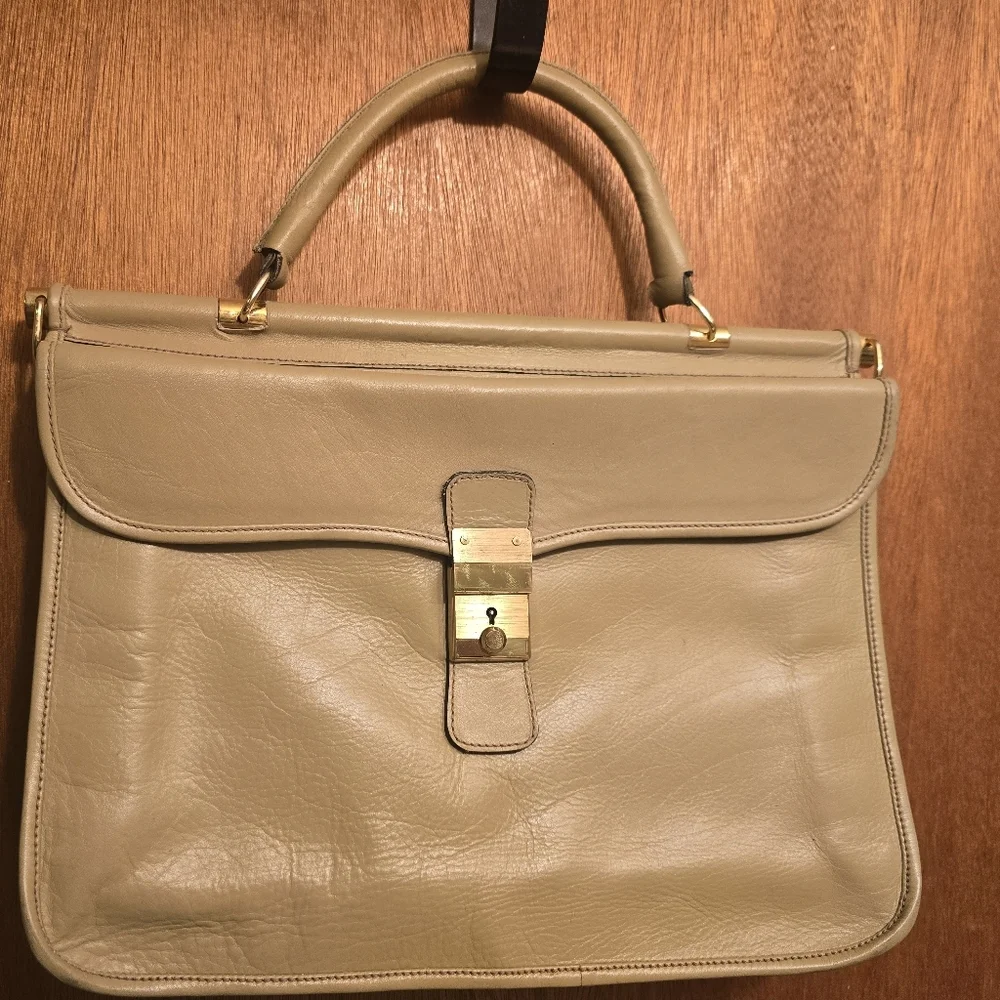 Vintage Gucci Tan Beige Leather Handbag